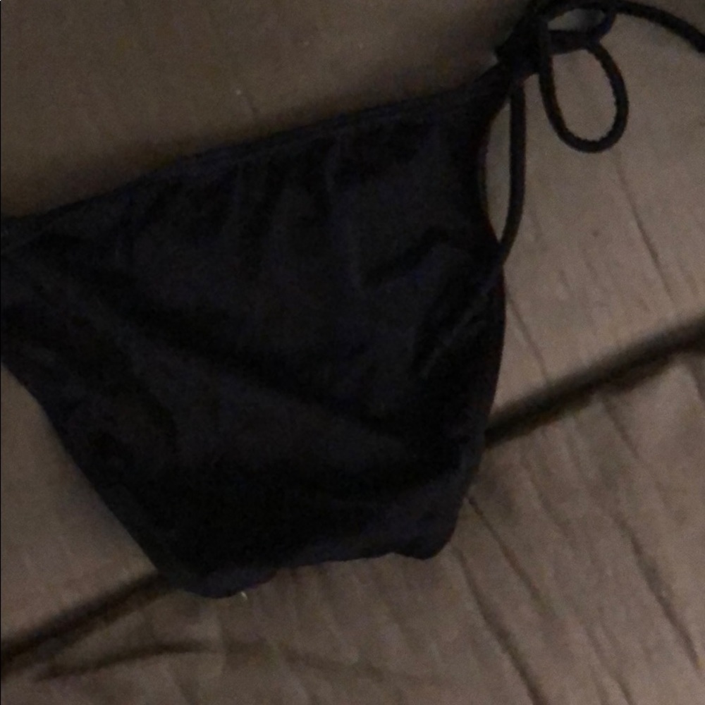 Bathing suit bottom - Picture 3 of 4